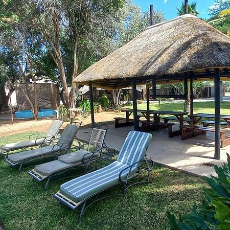 אוטג'ו Ombinda Country Lodge מראה חיצוני תמונה
