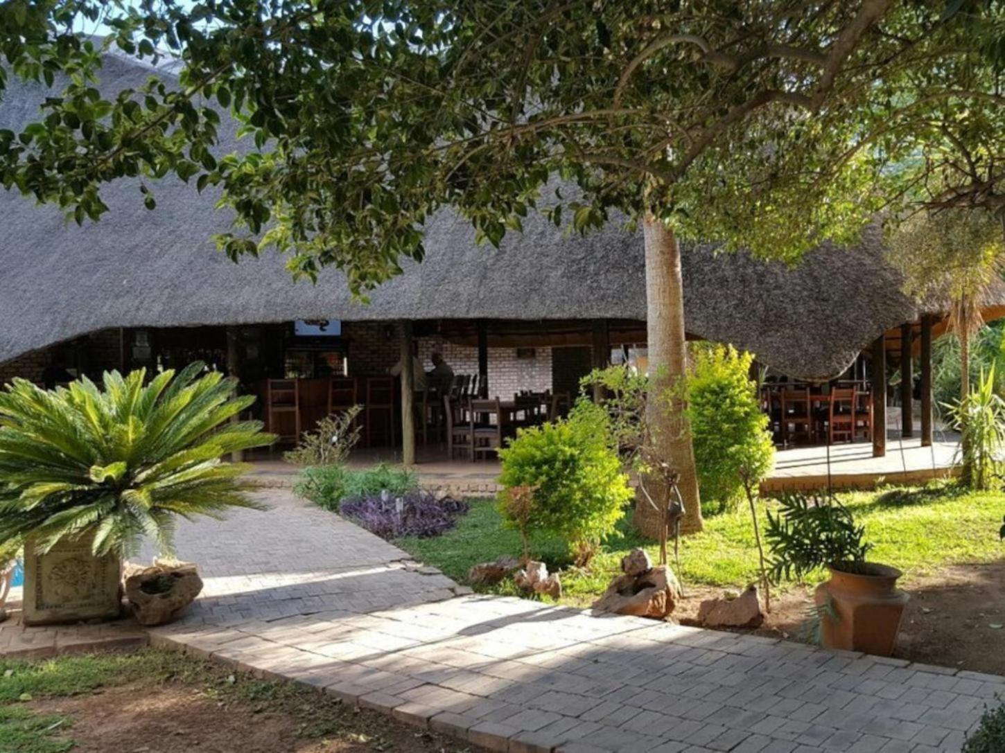אוטג'ו Ombinda Country Lodge מראה חיצוני תמונה