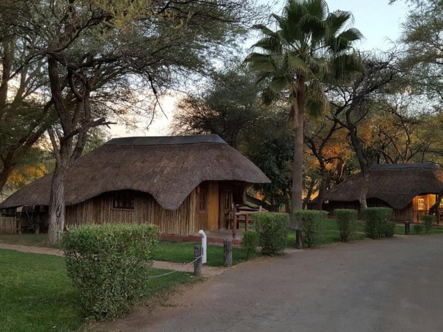 אוטג'ו Ombinda Country Lodge מראה חיצוני תמונה