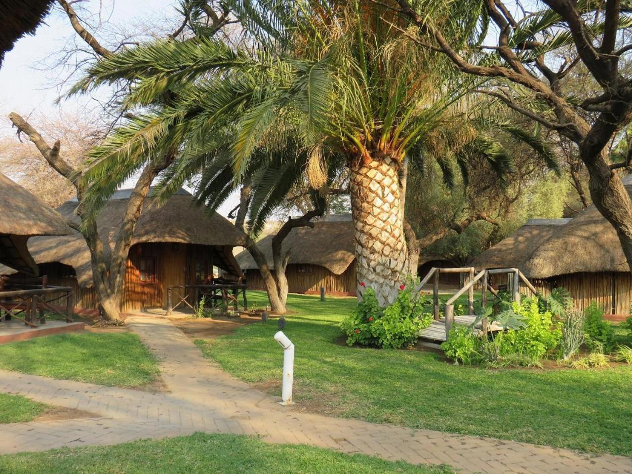 אוטג'ו Ombinda Country Lodge מראה חיצוני תמונה