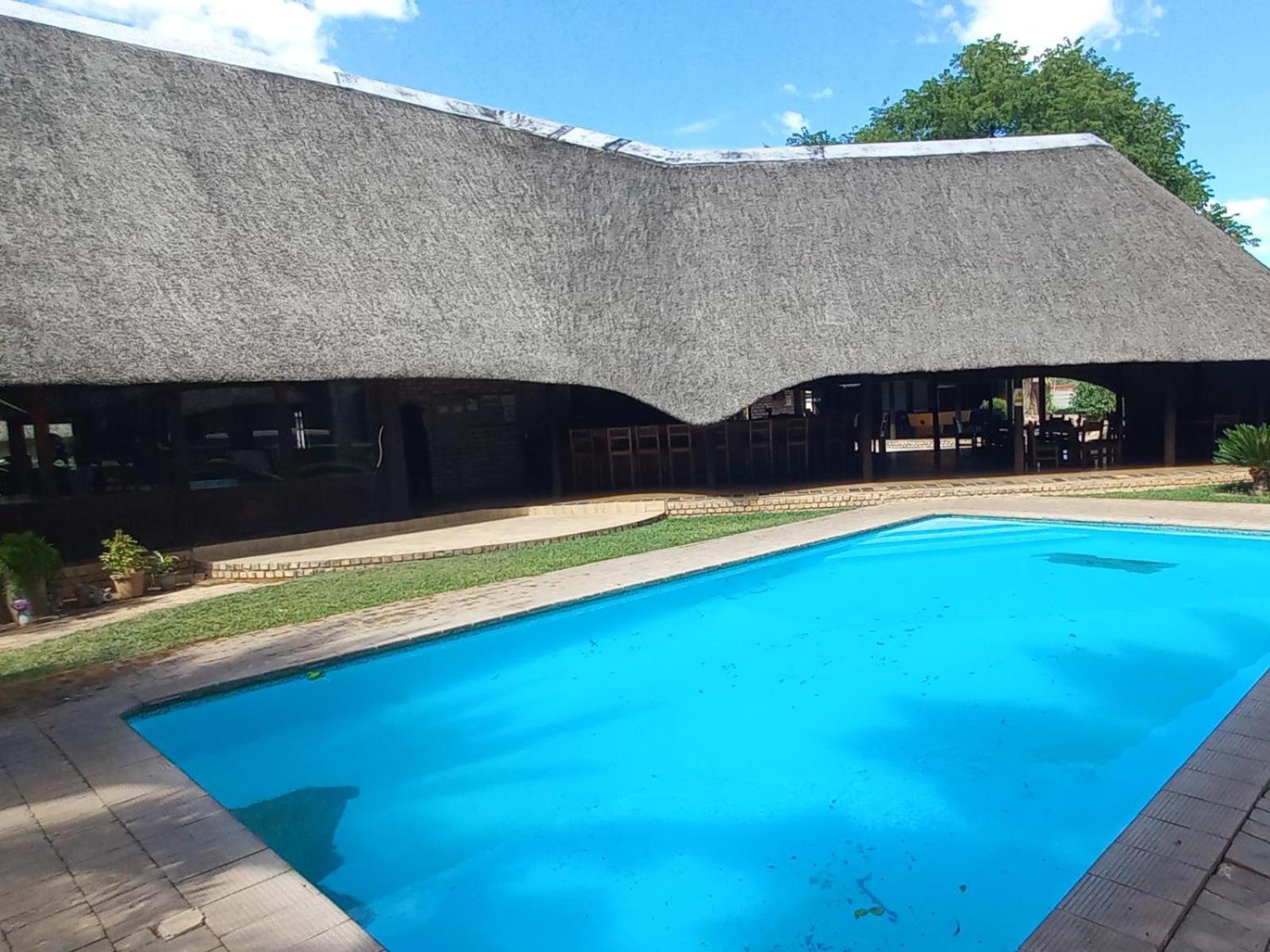 אוטג'ו Ombinda Country Lodge מראה חיצוני תמונה